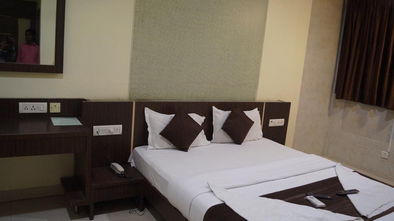 Hotel Palace Mumbai